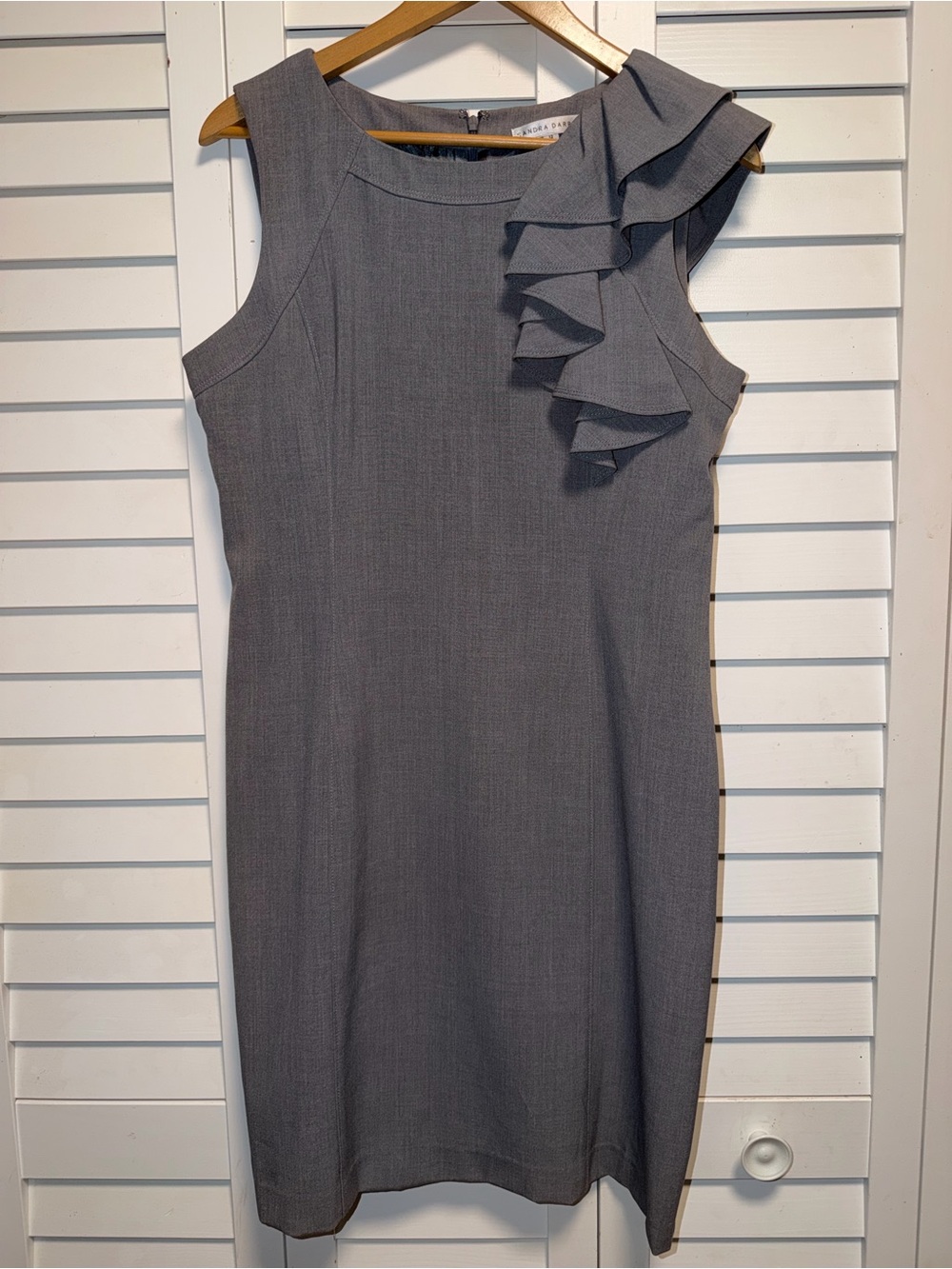 Sandra Darren Gray One-Shoulder Ruffle Sheath Dress - Sleek Office Style Sz US12